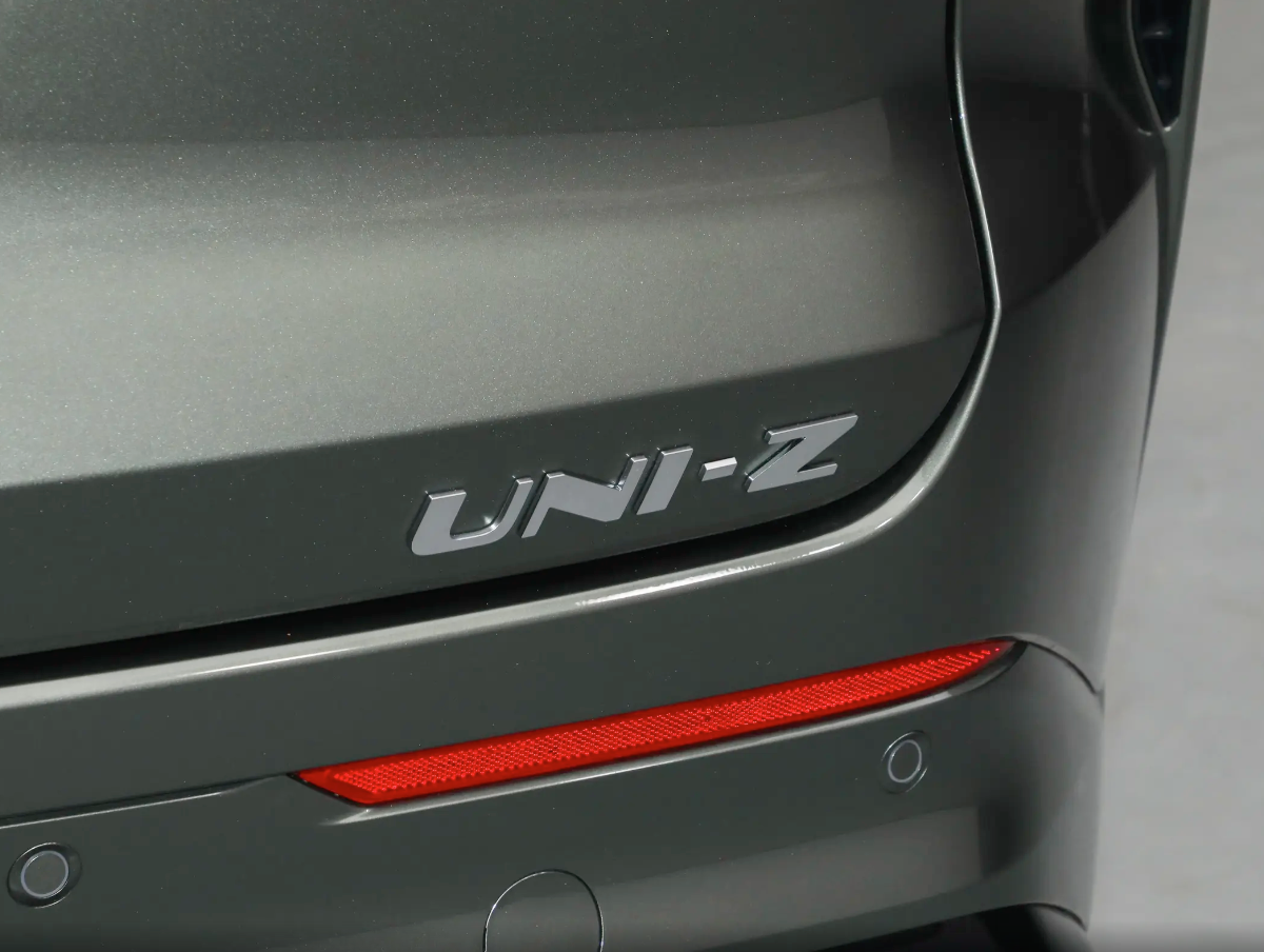 长安UNI-Z竞品有哪些话题封面图