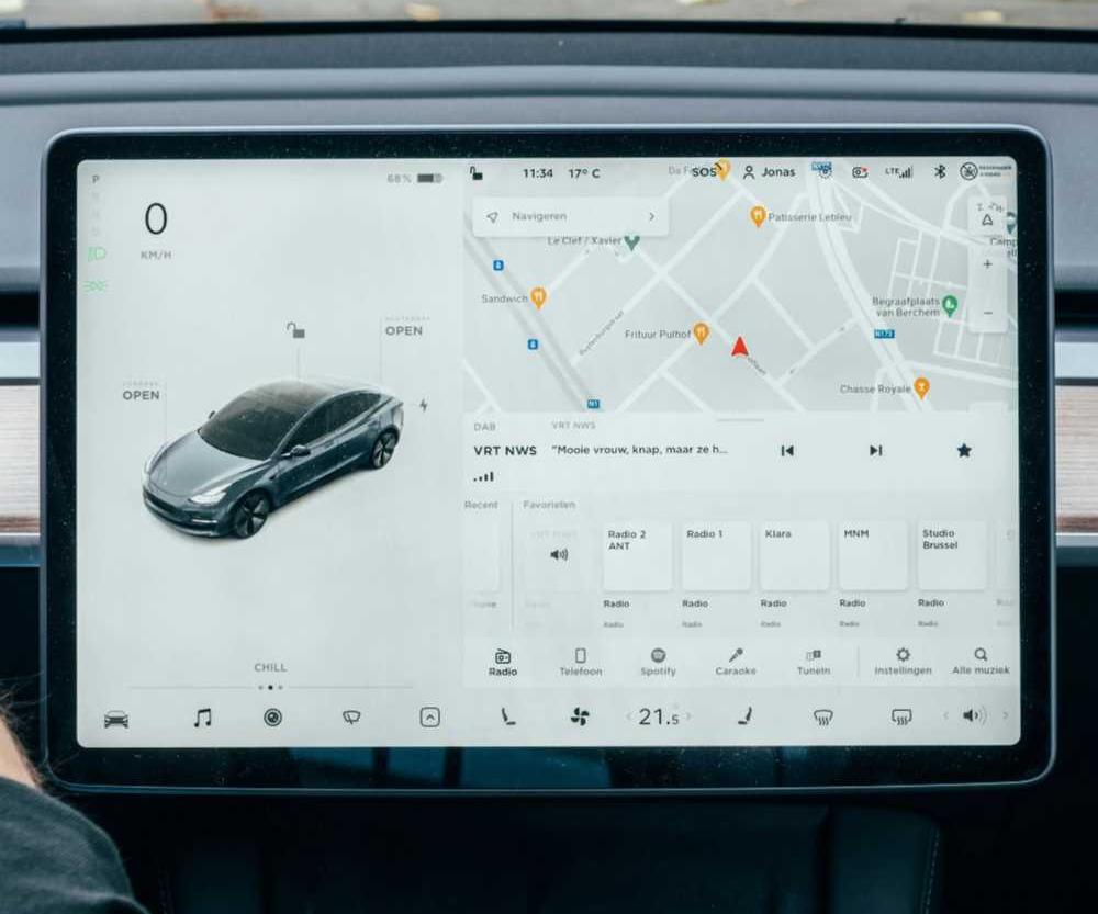 车机大屏功能秀话题封面图