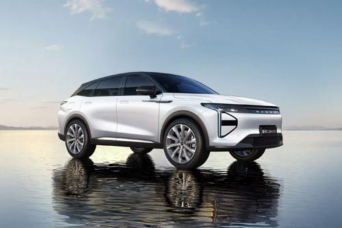 瑶光C-DM寰球版，基于M3X混动平台打造，五星安全认证+健康座舱