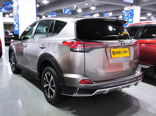 RAV4荣放，丰田最成功的SUV图4