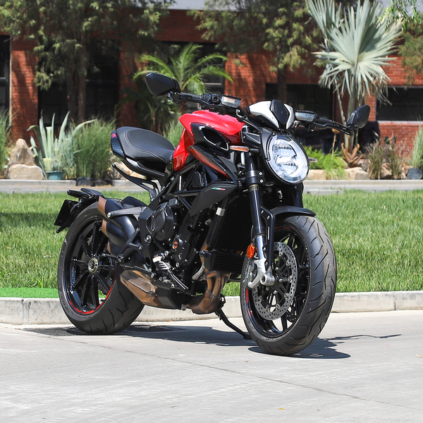 奥古斯塔 Dragster 800 2021款 ROSSO版厂商_基本信息图