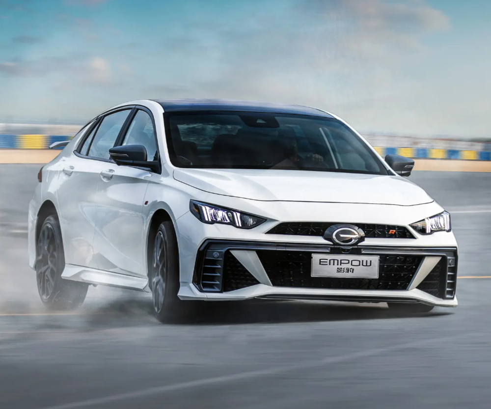 第一辆运动轿车怎么选话题封面图