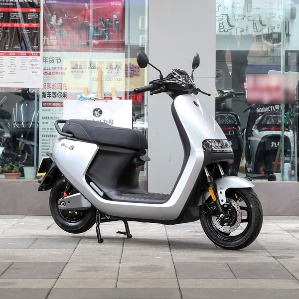 九号 电摩E 2024款 E80C MK2车身结构_车身图