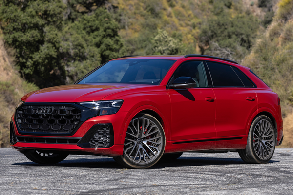 奥迪SQ8 2025款 4.0 TFSI 北美版厂商_基本信息图