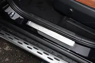 车侧脚踏板