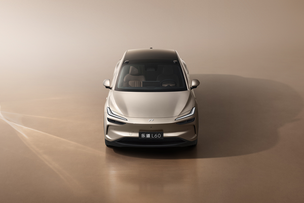乐道L60 2025款 707km 长续航四驱版厂商_基本信息图