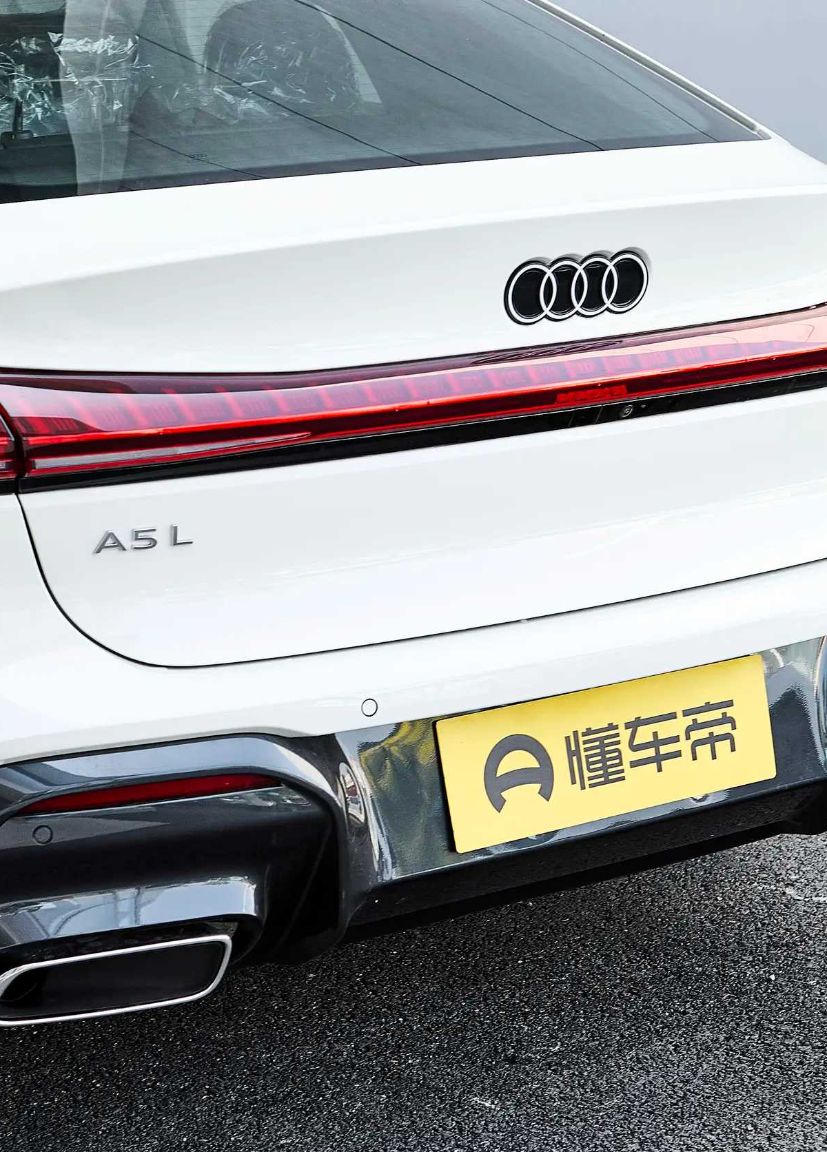 贯穿式尾灯vs分体式尾灯话题封面图