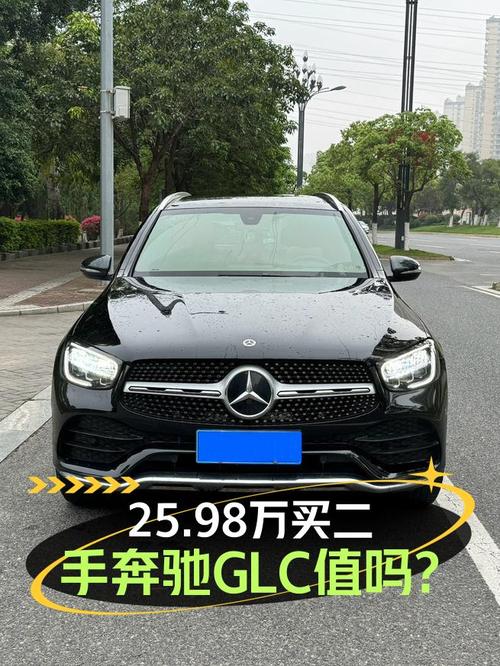 2020款奔驰 GLC260L 豪华型，泉州车 4.6万公里，1次过户仅 25.98万！