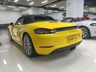 极品车况的保时捷718 Boxster图4