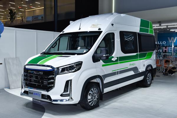 新途远界 2025款 底盘车 长轴中顶厂商_基本信息图