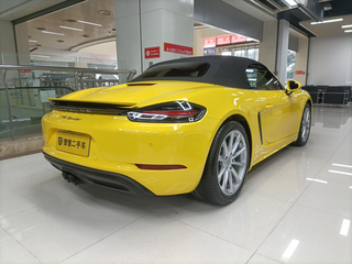 极品车况的保时捷718 Boxster图6