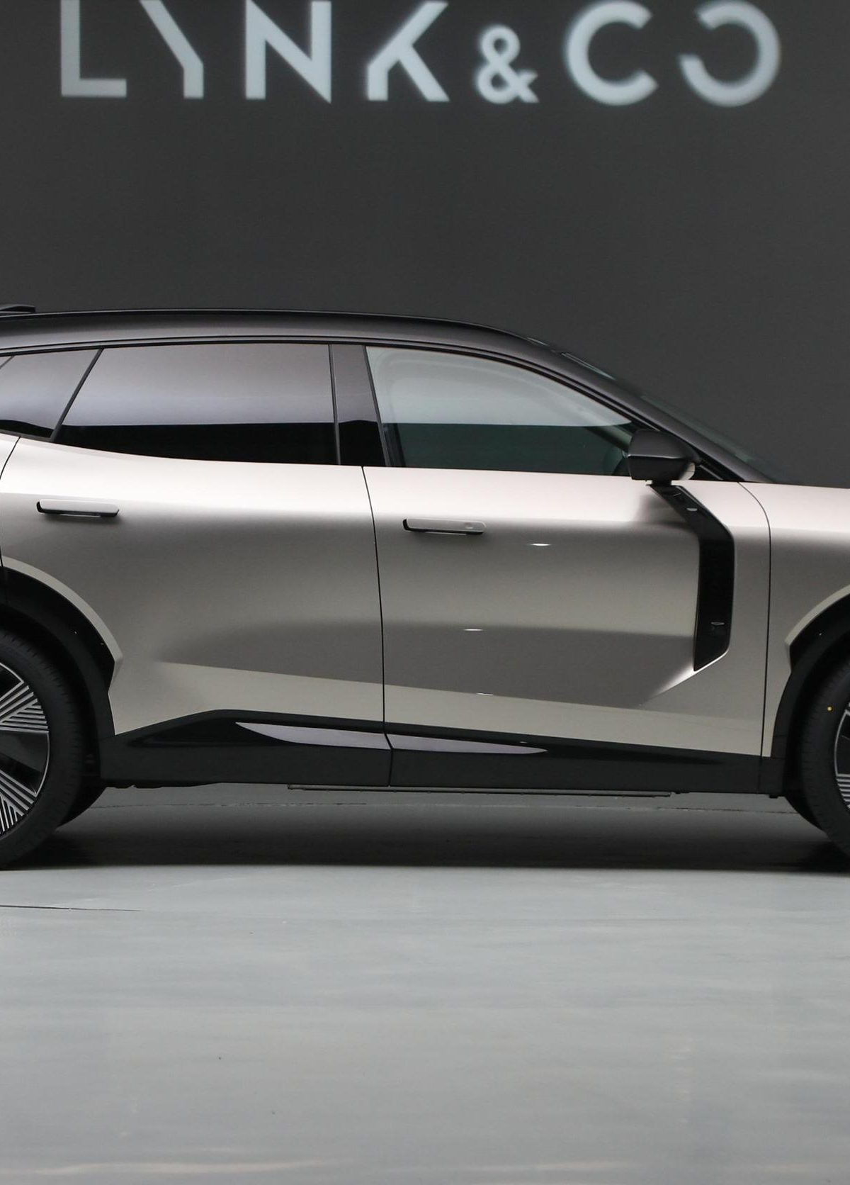 领克08试驾体验话题封面图