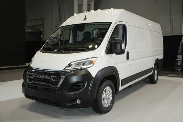 ProMaster EV 2025款 Cargo Van厂商_基本信息图