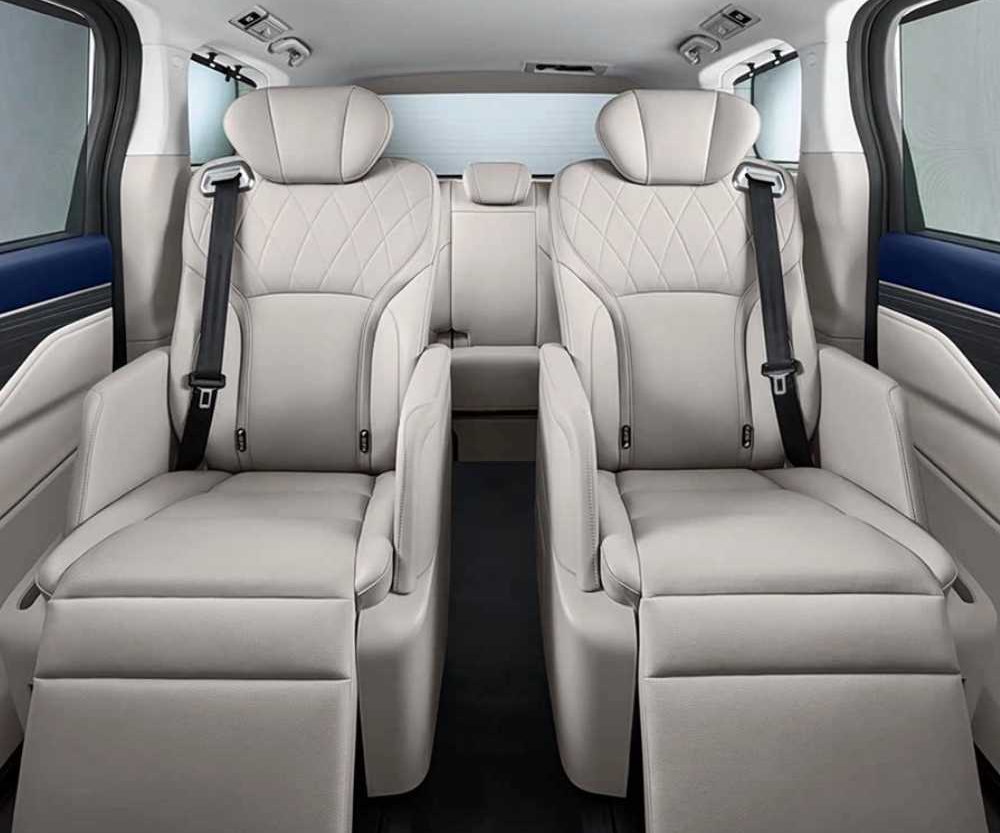 高山成10月MPV销冠话题封面图