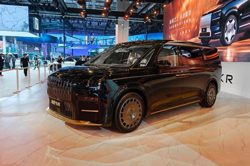 新车 | 售价78.9万元起 至高抵10万元尾款 极氪009光辉5月购车权益