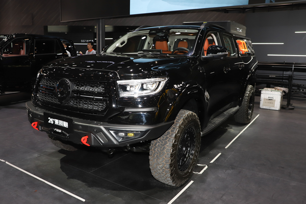 炮 2026款 乘用版 2.4T柴油 自动四驱标箱尊享型GW4D24车门开启方式_车身图