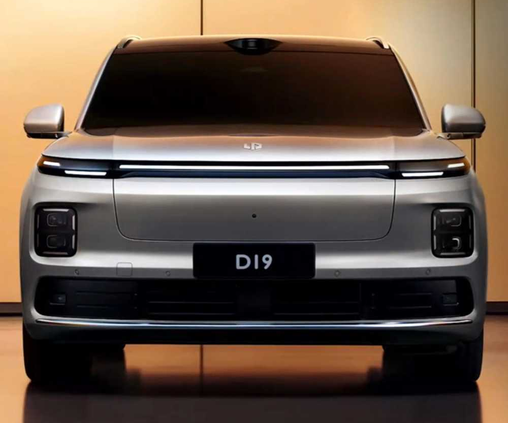 零跑D19抢先评话题封面图