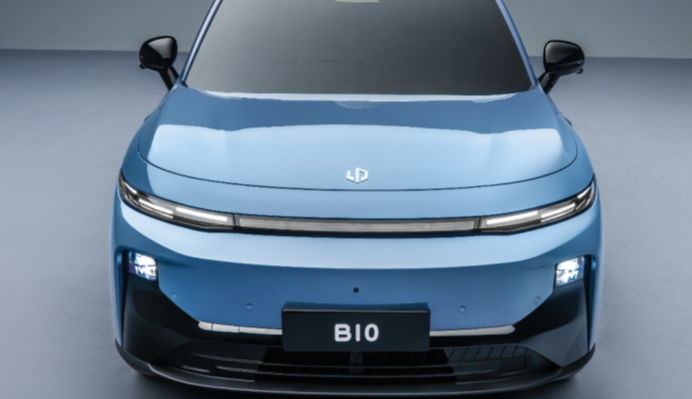 零跑B10能买吗话题封面图