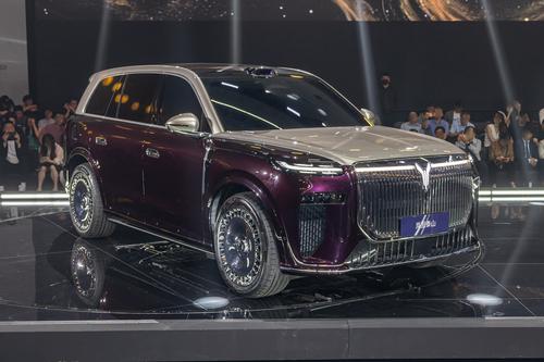 新车 | 插混SUV/纯电续航370公里/竞争极氪9X 岚图泰山官宣11月上市