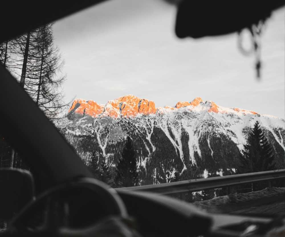 车窗外已是一片白雪茫茫话题封面图