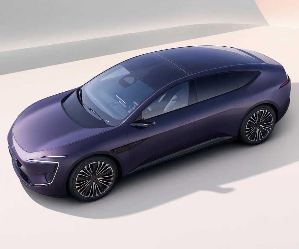 电子后视镜有多难用话题封面图