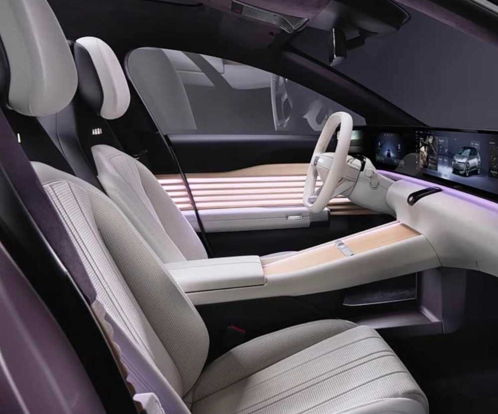 奥迪E5看车实录话题封面图