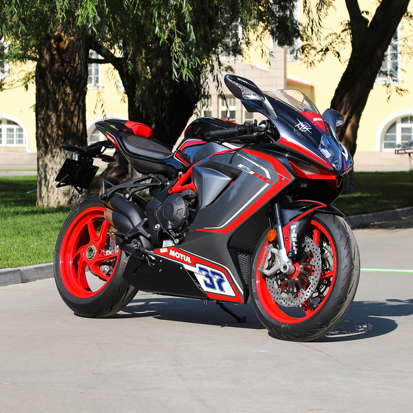 奥古斯塔 F3 800 2021款 RC 高配版厂商_基本信息图