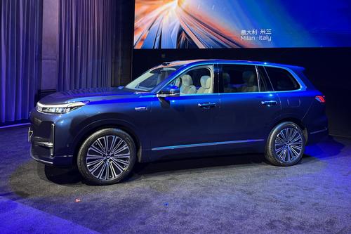 银河M9米兰首秀，对标理想L9