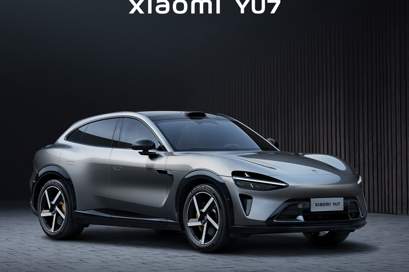小米YU7到店首拍话题封面图