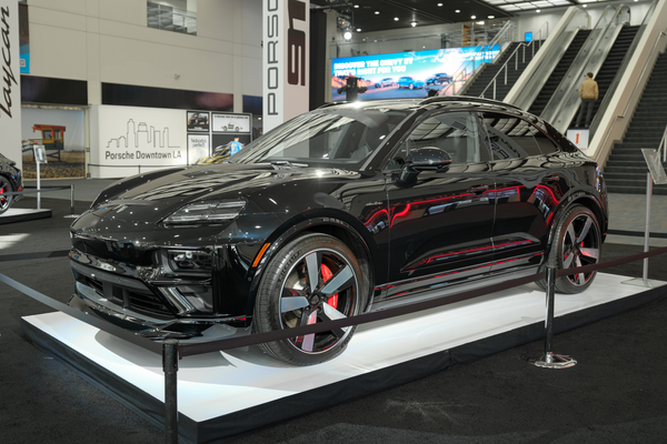 Macan EV 2026款 Macan Turbo厂商_基本信息图