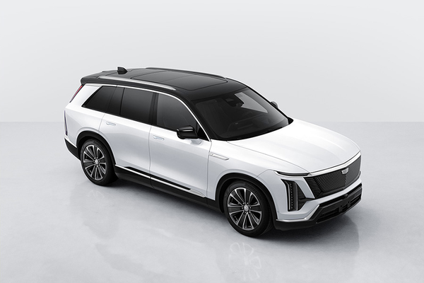 凯迪拉克VISTIQ 2026款 两驱版厂商_基本信息图