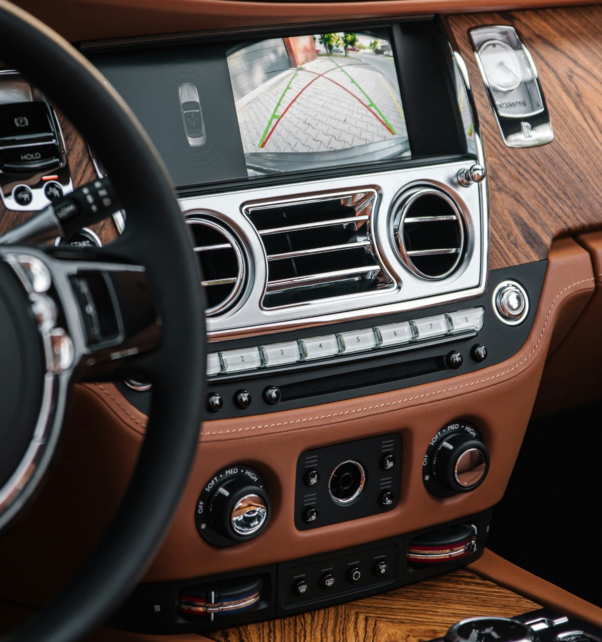 买车时最看重哪方面话题封面图