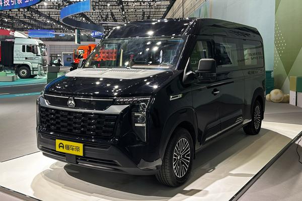 先锋官L 2026款 2.0T 自动中轴中顶商务版厂商_基本信息图