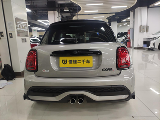 不容小觑的钢炮MINI-COOPER S图5