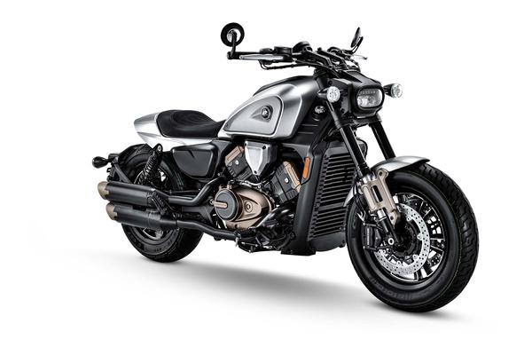 QJMOTOR 闪600 2024款 单座版厂商_基本信息图