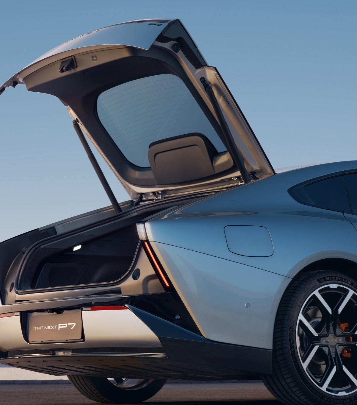 小鹏P7用车报告话题封面图