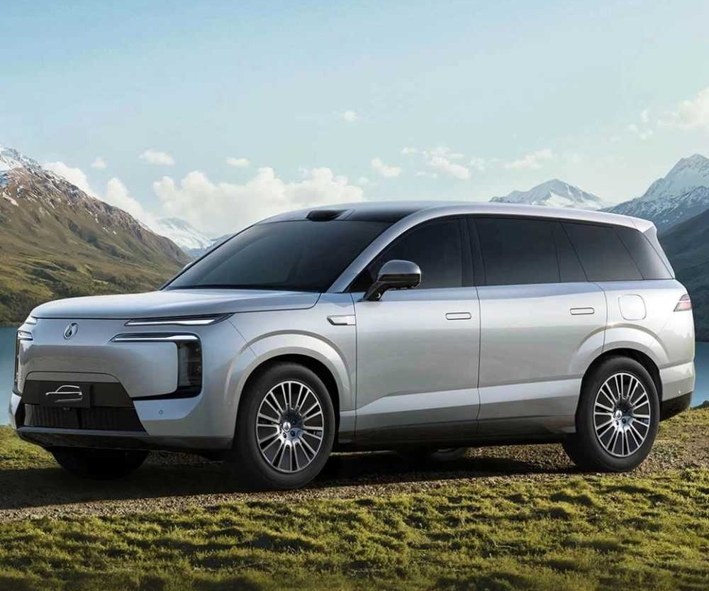 腾势N8L抢先评话题封面图