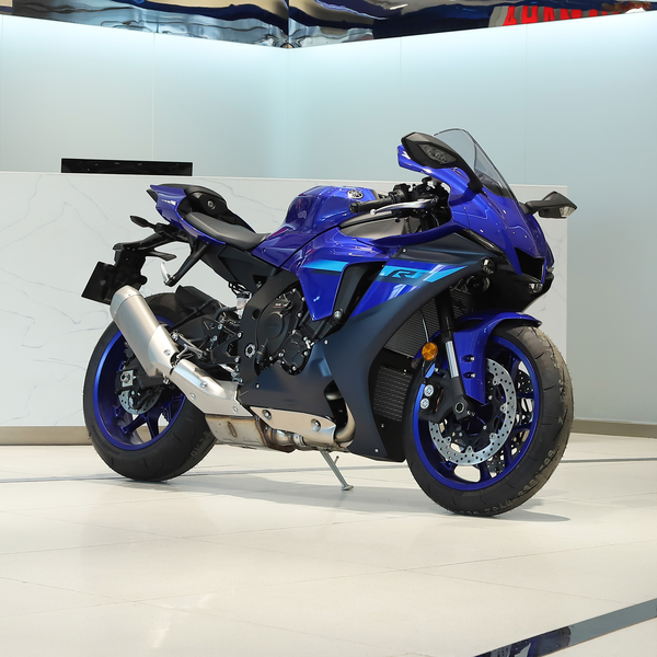 雅马哈 YZF-R1 2024款 标准版级别_基本信息图