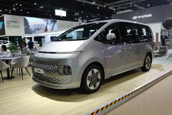 Staria 2025款 海外版厂商_基本信息图