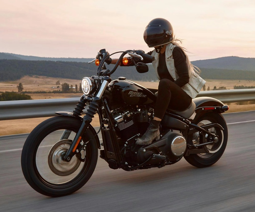 机车穿搭分享话题封面图