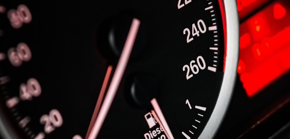 一人一个用车技巧话题封面图