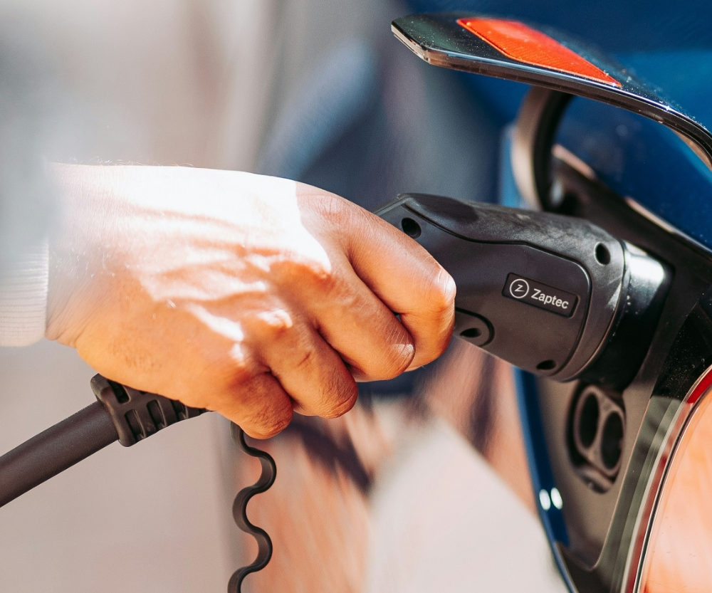 爱车每周充几次电话题封面图