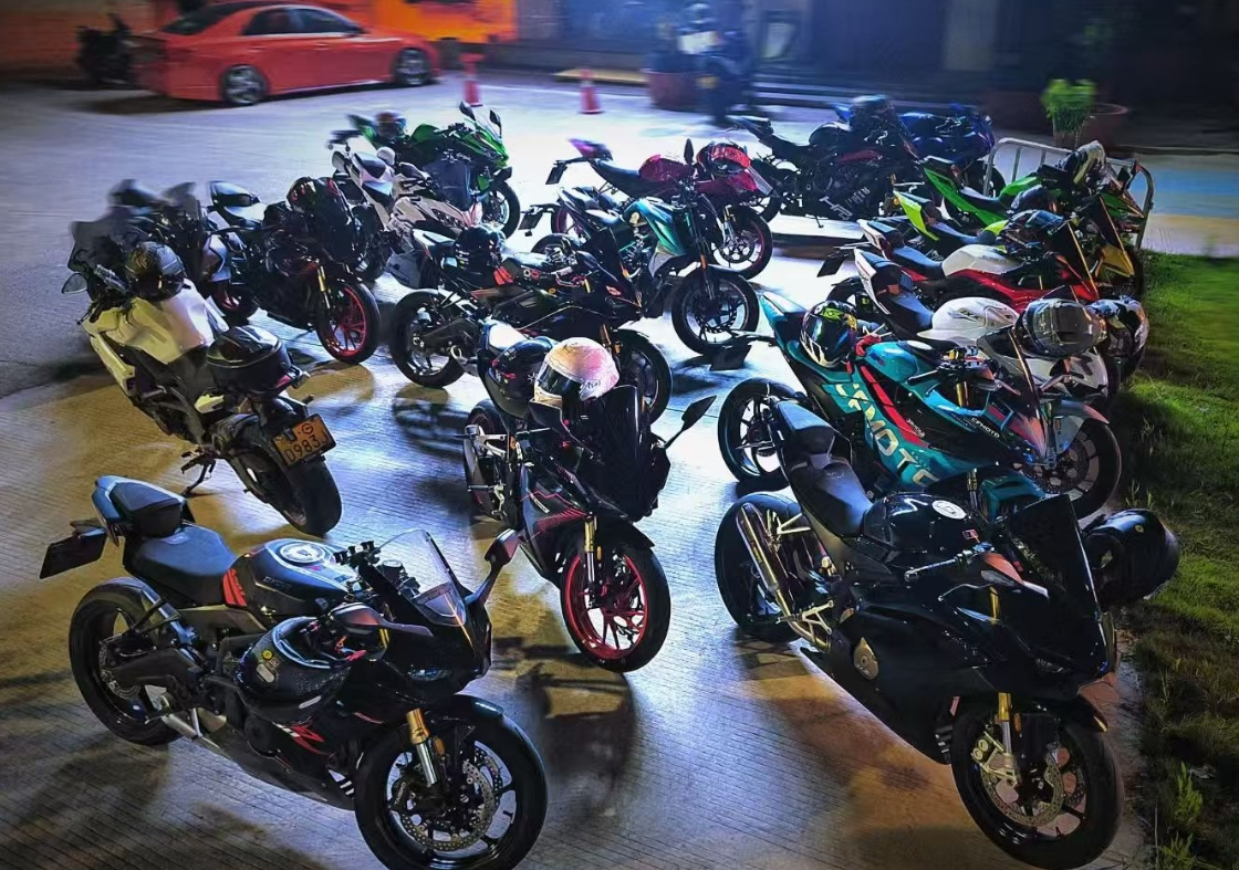 REVEROAD路遥机车话题封面图