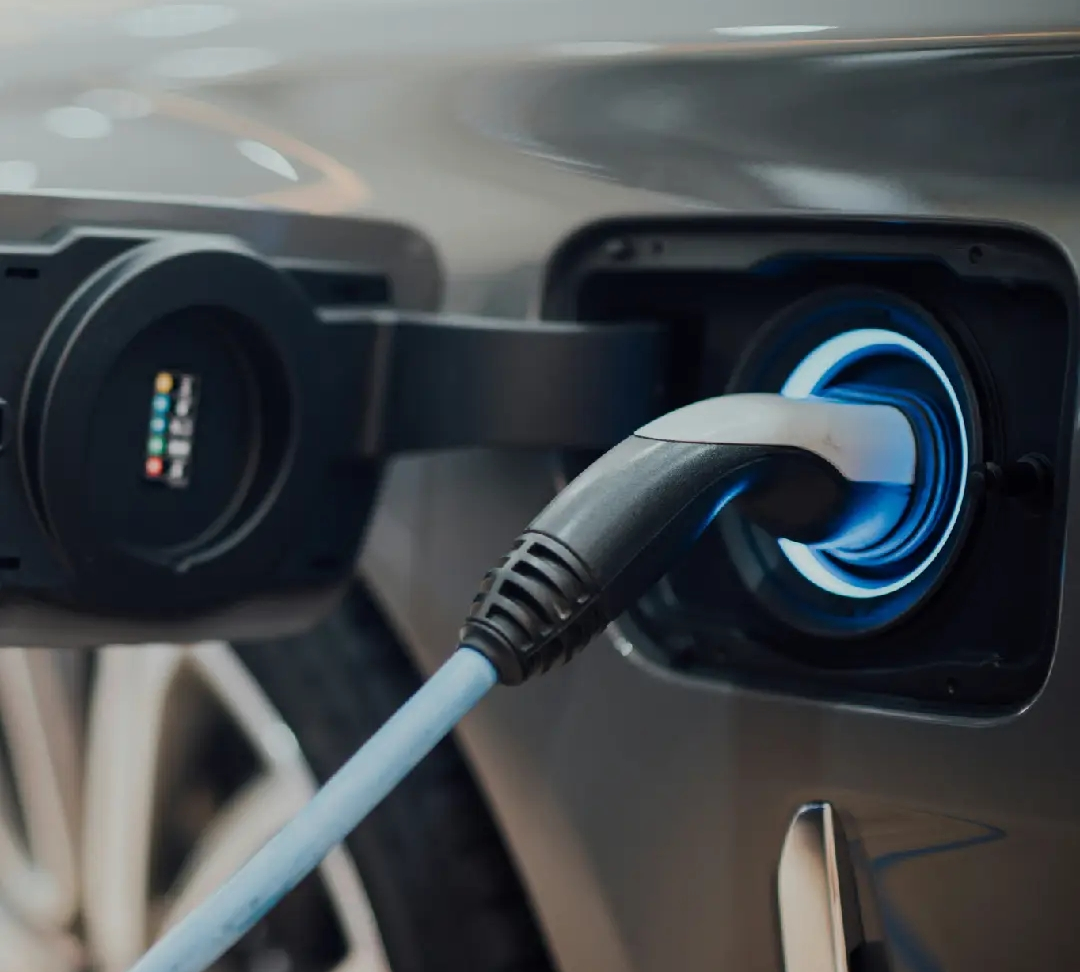 爱车充电选快充还是慢充话题封面图