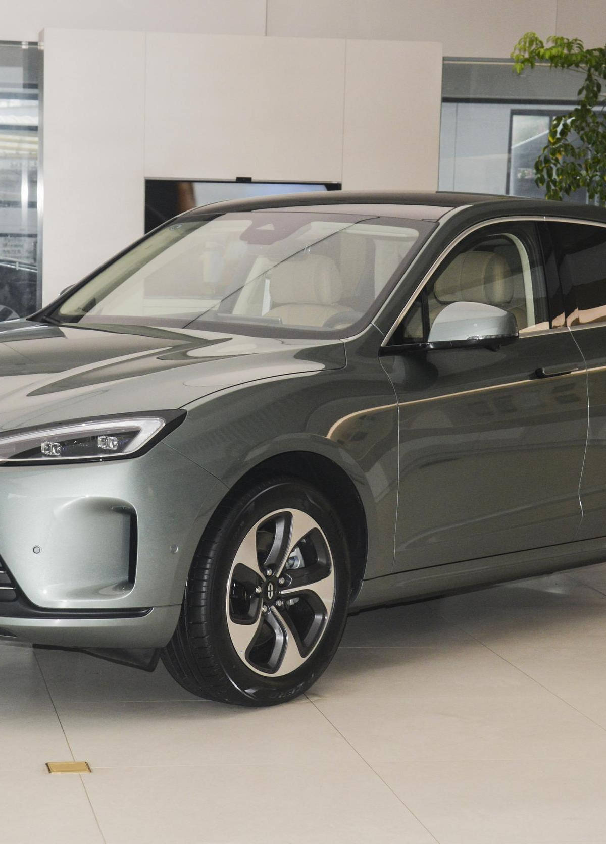 问界M5爱车大点评话题封面图