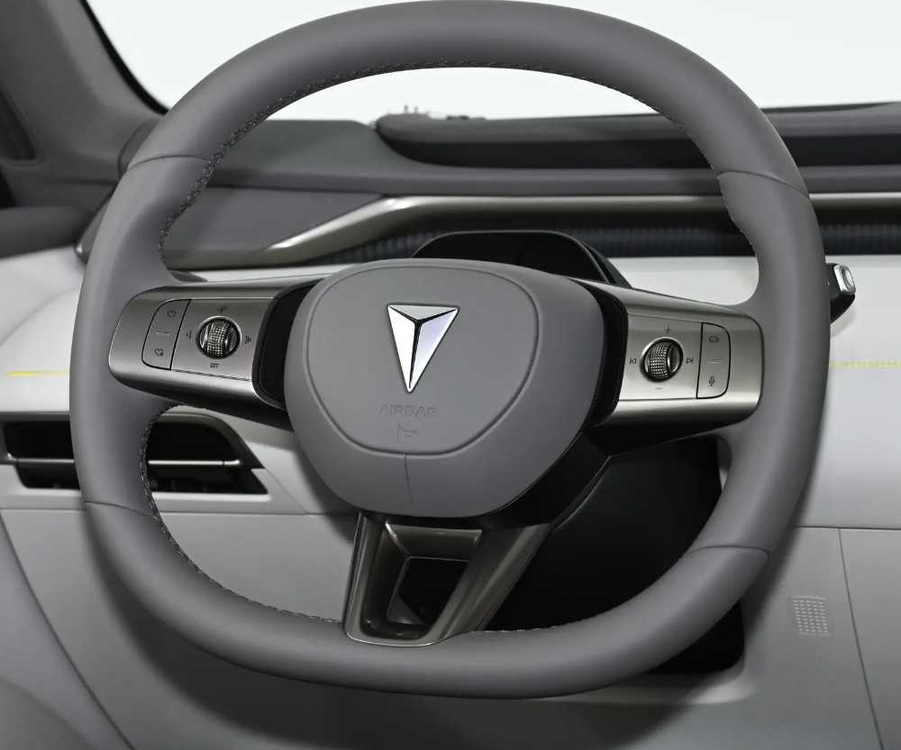 深蓝L06看车实录话题封面图