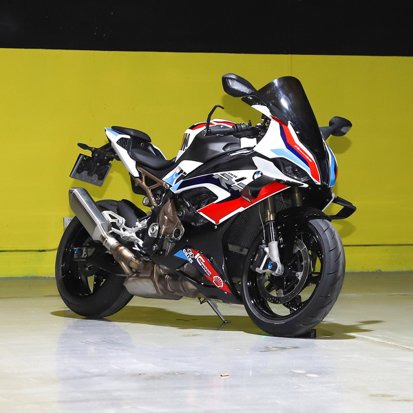 宝马 M 1000 RR 2021款 标准版级别_基本信息图