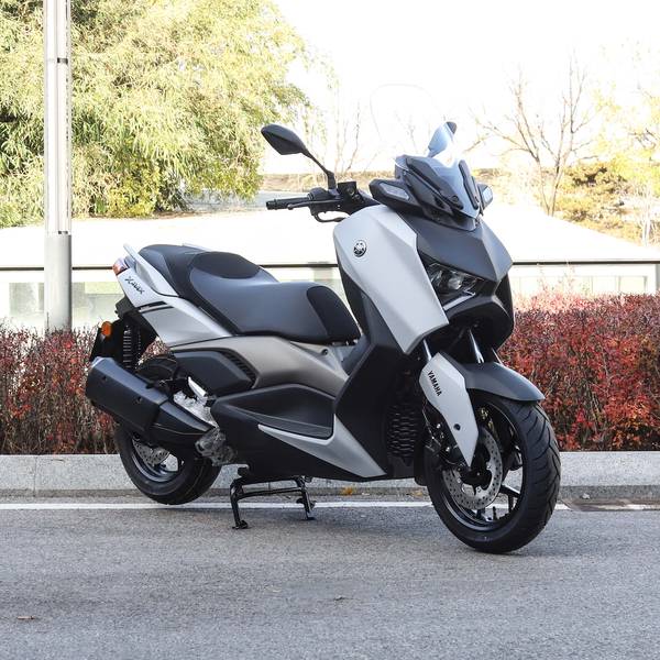 雅马哈 XMAX 300 2024款 标准版厂商_基本信息图