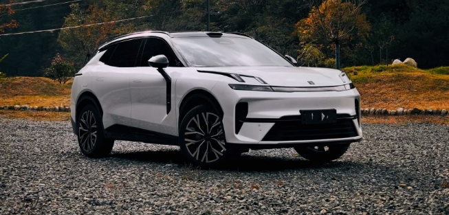 点评领克续航话题封面图