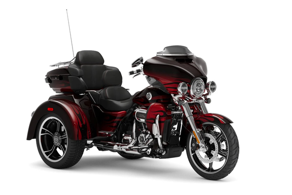 哈雷戴维森 CVO Tri Glide 2022款 标准版级别_基本信息图